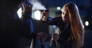 Jenix Biber Gazı 100ml KILIFLI OC Göz Yaşartıcı Sprey SKT:2028