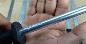 Victorinox 30cm Cilalı Honlama Çeliği 7.8517 65HRC