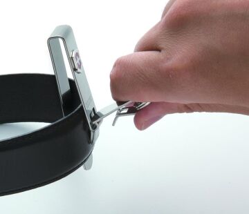 Victorinox 4.1858 Çelik Anahtarlık Kemere Takılabilir