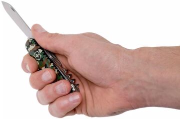 Victorinox Huntsman 1.3713.94 Kamuflaj İsviçre Çakısı 91mm 15F