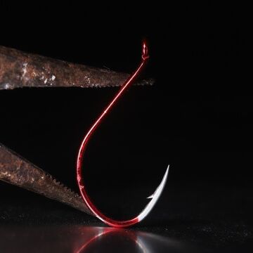 BKK Red Octopus Beak Kırmızı Olta İğnesi