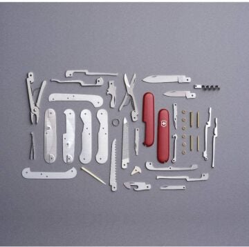 Victorinox Handyman 1.3773 Kırmızı İsviçre Çakısı 91mm 24F