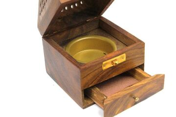 Mystica Ahşap Piramit Konik Tütsü Yakma Kutusu 16cm