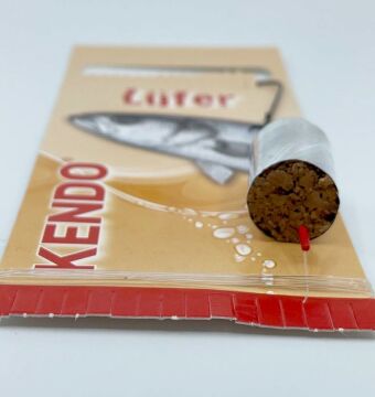 Kendo 2 Krom Renk İğneli Özel Lüfer Takımı Hologramlı Hazır Olta