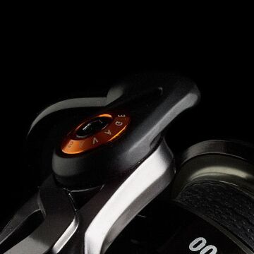 Savage Gear SG6 4000 FD Spin Olta Makinesi 9BB 5.2:1