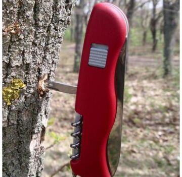 Victorinox Outrider 0.9023 Kırmızı İsviçre Çakısı 111mm 14F